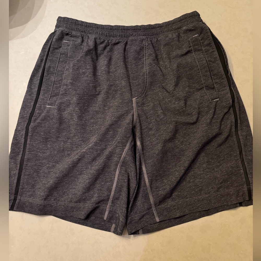 Lululemon Pace Breaker Shorts w/ Liner 9in inseam